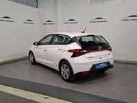 Usado Hyundai i20 84 CV (61 kW) 2023 Blanco Utilitario