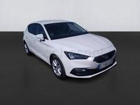 Używany Seat Leon Style 110 KM (80 kW) 2022 Biały Sedan/Limuzyna