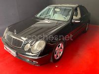 Usado Mercedes E270 Avantgarde 177 CV (130 kW) 2003 Negro Berlina