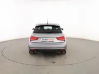 Usado Audi A1 Sportback Attraction 90 CV (66 kW) 2017 Gris Utilitario