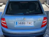 Usado Skoda Fabia 64 CV (47 kW) 2007 Gris / plata Berlina