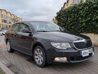 Usado Skoda Superb Elegance 160 CV (117 kW) 2011 Negro Berlina