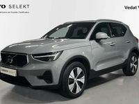Begagnad Volvo XC40 Core 129 HK (94 kW) 2024 Grå SUV