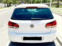 Usado VW Golf VI Advance 110 CV (80 kW) 2009 Blanco Berlina