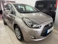 Usado Hyundai ix20 90 CV (66 kW) 2018 Beige Utilitario