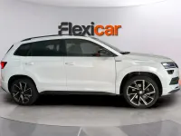 Usado Skoda Karoq Style 150 CV (110 kW) 2021 Blanco SUV