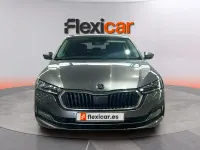 Usado Skoda Octavia Ambition 116 CV (85 kW) 2024 Gris Berlina