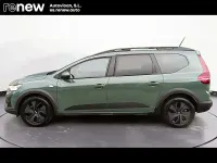 Usado Dacia Jogger Expression 140 CV (102 kW) 2025 Verde Monovolumen