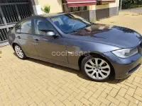 Begagnad BMW 320 163 HK (119 kW) 2006 Svart Sedan