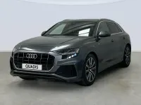 Usado Audi Q8 S-Line 286 CV (210 kW) 2022 Gris SUV