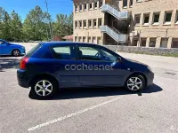 Usado Toyota Corolla Sol 116 CV (85 kW) 2004 Azul Berlina