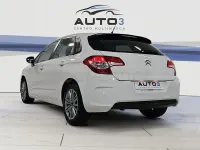 Usado Citroën C4 92 CV (67 kW) 2013 Blanco Berlina