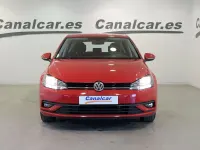Usado VW Golf VII 116 CV (85 kW) 2018 Rojo