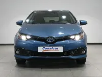 Usado Toyota Auris Edition 136 CV (100 kW) 2018 Azul
