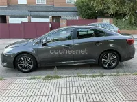 Usado Toyota Avensis Advance 143 CV (105 kW) 2016 Gris / plata Berlina
