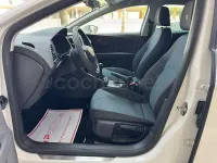Usado Seat Leon CONNECT 110 CV (80 kW) 2015 Blanco Berlina
