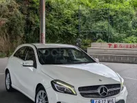 Käytetty Mercedes A200 Urban 136 HP (100 kW) 2016 Valkoinen Sedan