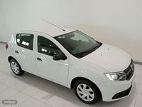 Usado Dacia Sandero Ambiance 75 CV (55 kW) 2018 Blanco Berlina
