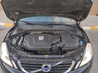 Używany Volvo XC60 Kinetic 215 KM (158 kW) 2011 Czarny SUV