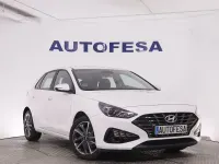 Usado Hyundai i30 110 CV (80 kW) 2023 Blanco