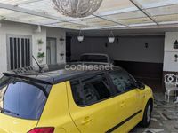 Usado Skoda Fabia Family 75 CV (55 kW) 2012 Amarillo Familiar
