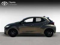 Usado Toyota Yaris Hybrid Style 116 CV (85 kW) 2022 Monovolumen