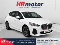 Begagnad BMW 225 Active Tourer Shadowline 245 HK (180 kW) 2022 Vit Minibuss