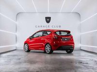 Usado Ford Fiesta Sport 125 CV (91 kW) 2015 Rojo Utilitario