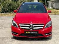 Usado Mercedes B180 109 CV (80 kW) 2014 Rojo Utilitario