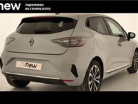 Usado Renault Clio V Techno 100 CV (73 kW) 2025 Gris Berlina