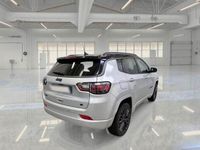 Usado Jeep Compass 241 CV (177 kW) 2022 Plata SUV