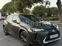 Usado Lexus UX Business Edition 184 CV (135 kW) 2019 Verde SUV