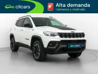 Usado Jeep Compass Trailhawk 240 CV (176 kW) 2024 Blanco SUV
