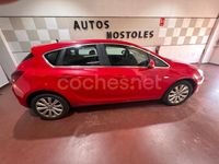 Usado Opel Astra Selective 110 CV (80 kW) 2014 Rojo Berlina