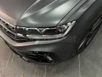 Usado VW T-Roc R 300 CV (220 kW) 2025 Gris / plata SUV