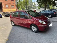 Usado Citroën Xsara Picasso Exclusive 110 CV (80 kW) 2010 Granate Monovolumen