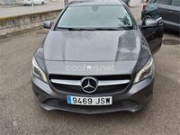 Usado Mercedes CLA220 Shooting Brake 177 CV (130 kW) 2016 Gris / plata Familiar