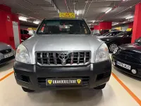 Usado Toyota Land Cruiser 173 CV (127 kW) 2006 Gris / plata SUV