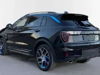 Usado Lynk & Co 01 261 CV (191 kW) 2023 Negro SUV