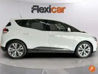 Usado Renault Scénic Zen 130 CV (95 kW) 2018 Blanco