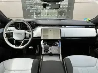 Usado Land Rover Range Rover Sport SE Dynamic 300 HP (220 kW) 2024 Verde SUV