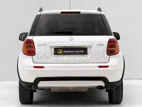 Usado Suzuki SX4 GL 120 CV (88 kW) 2012 Blanco SUV