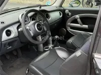 Usado Mini ONE 90 CV (66 kW) 2003 Negro Utilitario