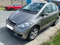 Usado Mercedes A180 109 CV (80 kW) 2010 Gris / plata Monovolumen