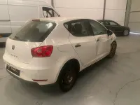 Usado Seat Ibiza Style 90 CV (66 kW) 2013 Blanco Berlina
