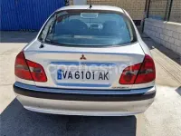 Usado Mitsubishi Carisma 90 CV (66 kW) 2000 Blanco Berlina