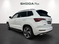 Usado Skoda Karoq SportLine 150 CV (110 kW) 2026 Blanco SUV