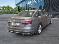 Usado Audi A4 Advanced 136 CV (100 kW) 2022 Gris Berlina