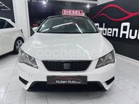 Usado Seat Leon Reference 90 CV (66 kW) 2014 Blanco Berlina
