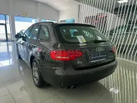Usado Audi A4 120 CV (88 kW) 2010 Gris / plata Familiar